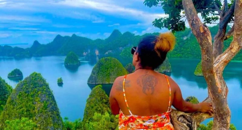 Surga Laut Dunia Diambang Kehancuran: Tambang Nikel Mengincar Raja Ampat